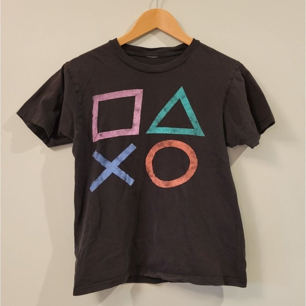 Sony PlayStation graphic t-shirt, small